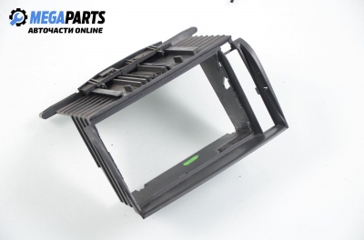 Интериорна пластмаса за Renault Laguna II Grandtour (03.2001 - 12.2007), 4+1 вр., комби