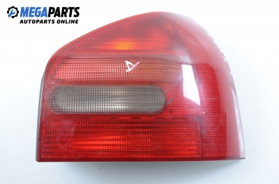 Стоп за Audi A3 Hatchback I (09.1996 - 05.2003), позиция: дясна