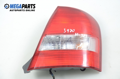 Стоп за Mazda 323 F VI Hatchback (09.1998 - 05.2004), седан, позиция: дясна