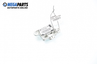 Сензор airbag за Opel Vectra B Hatchback (10.1995 - 07.2003), № GM 09 136 123 TK / Siemens 5WK4 2882