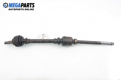 Полуоска за Peugeot 307 Hatchback (08.2000 - 12.2012) 2.0 HDi 110, 107 к.с., позиция: дясна