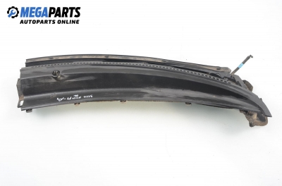 Кора под чистачки за Toyota Aygo Hatchback (02.2005 - 05.2014), 2+1 вр., позиция: дясна