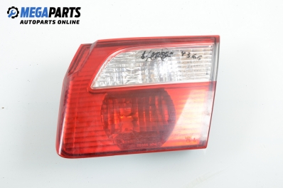 Вътрешен стоп за Mazda 626 V Sedan (05.1997 - 10.2002), седан, позиция: дясна