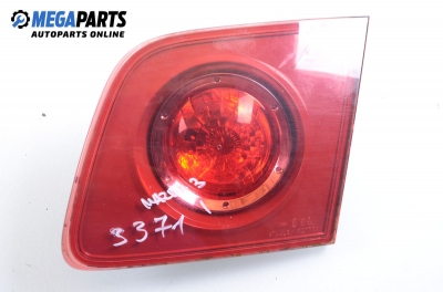 Вътрешен стоп за Mazda 3 Sedan I (09.1999 - 06.2009), седан, позиция: дясна