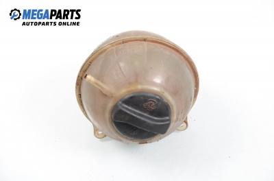 Казанче за антифриз за Volkswagen Passat Variant B3, B4 (02.1988 - 06.1997) 1.8, 90 к.с.