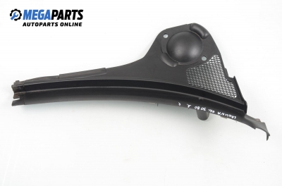 Кора под чистачки за Renault Laguna II Grandtour (03.2001 - 12.2007), комби, позиция: дясна