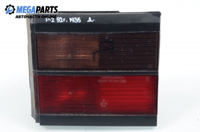 Вътрешен стоп за Volkswagen Passat Variant B3, B4 (02.1988 - 06.1997), комби, позиция: дясна