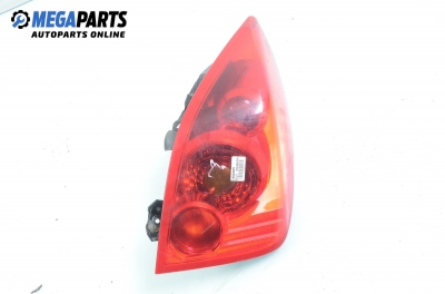 Стоп за Nissan Primera Hatchback III (01.2002 - 06.2007), хечбек, позиция: дясна