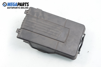 Капак акумулатор за Volkswagen Passat Sedan B6 (03.2005 - 12.2010), седан