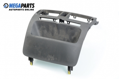 Интериорна пластмаса за Toyota Avensis Liftback II (04.2003 - 11.2008), хечбек
