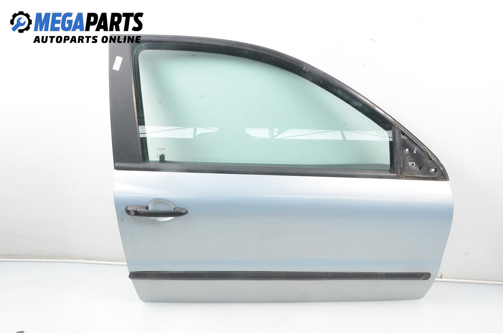 дял в безсъзнание тогава Врата за Fiat Bravo I Hatchback (1995-10-01 - 2001-10-01), 2+1 вр., хечбек,  позиция: дясна Цена: 61.50 лв. - MEGAPARTS